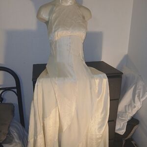 Antique Hand Sown Cream Halter Wedding Dress